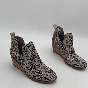 Toms Speckled Ankle Booties Black Cream wedge women 7.5 suede polka dot casual